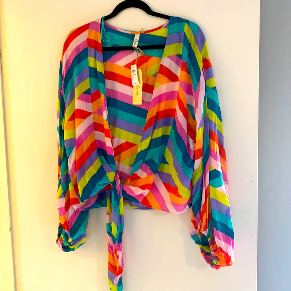 Elan wrap top